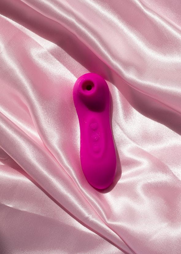 immature Cumming Hard with Pink Sextoy